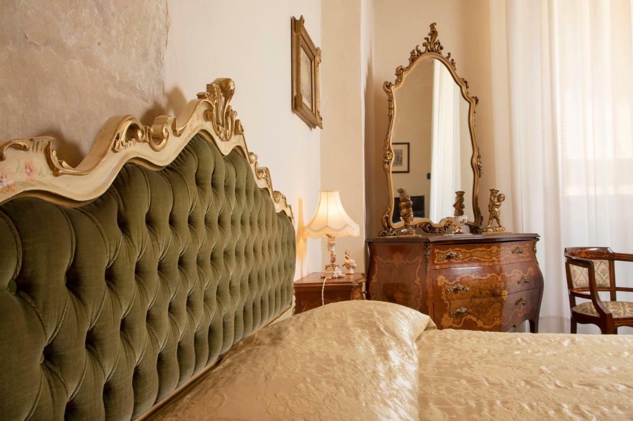 Antica Dimora Del Buongoverno Hotel Siena Luaran gambar